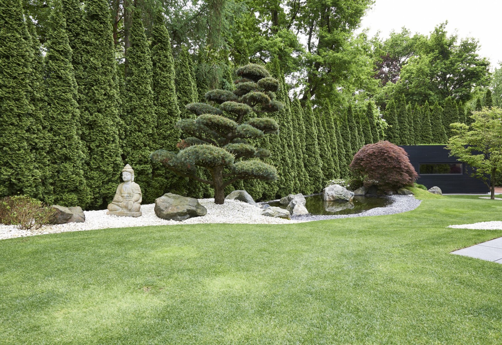 Hier sehen Sie ein Bild von Garten - RAUM contemporary interior